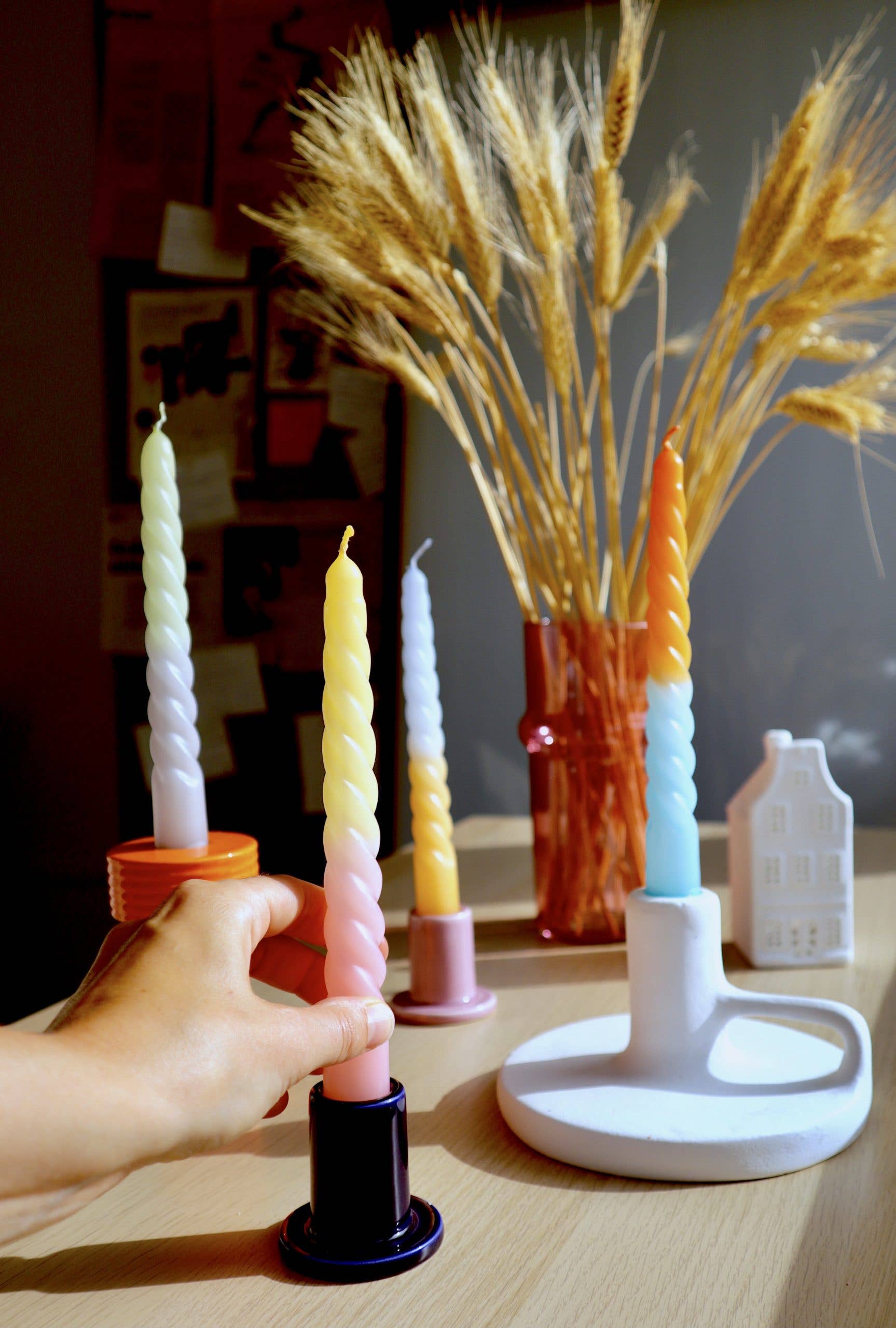 VELAS Y CANDELABROS