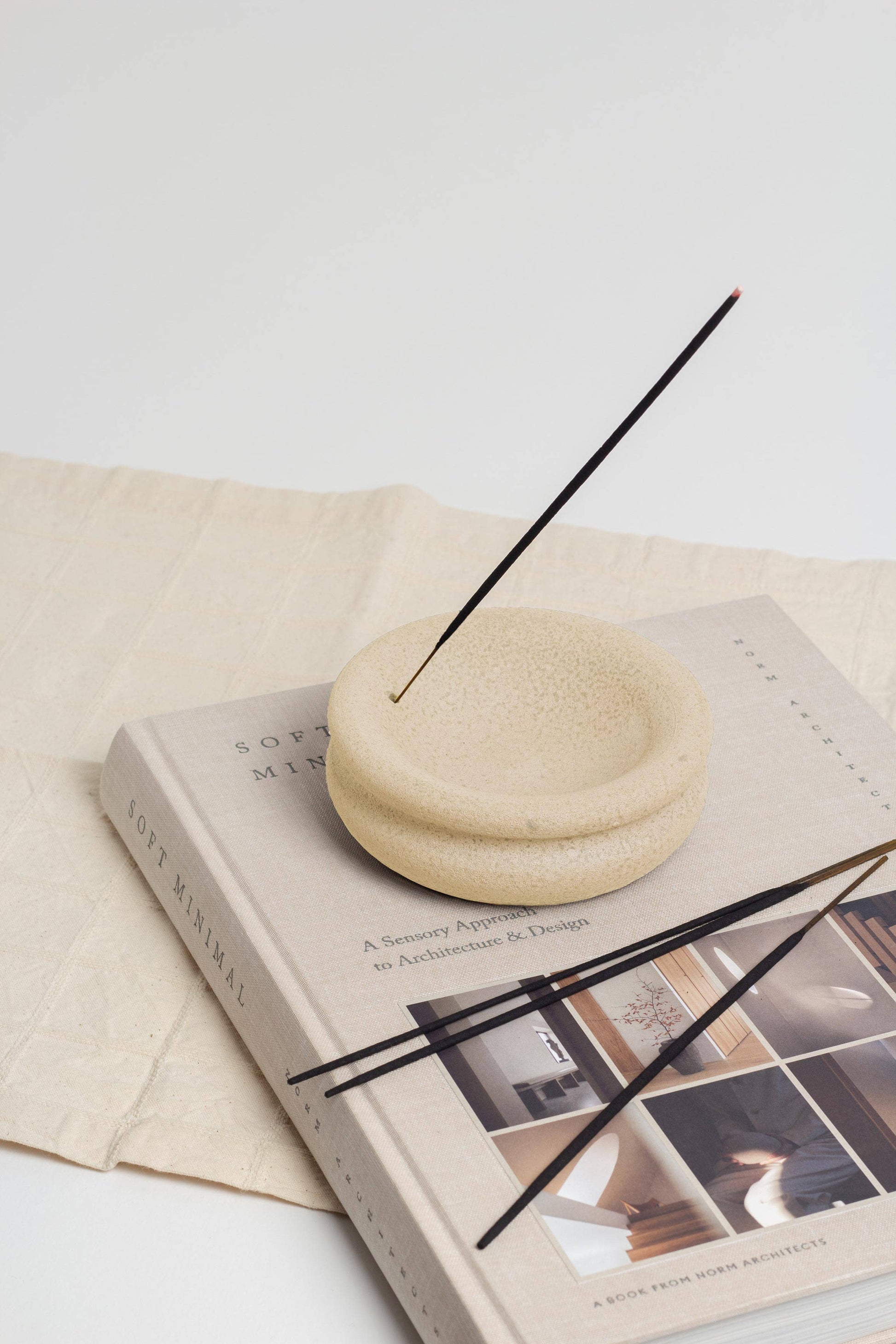 Porta Incienso Beige