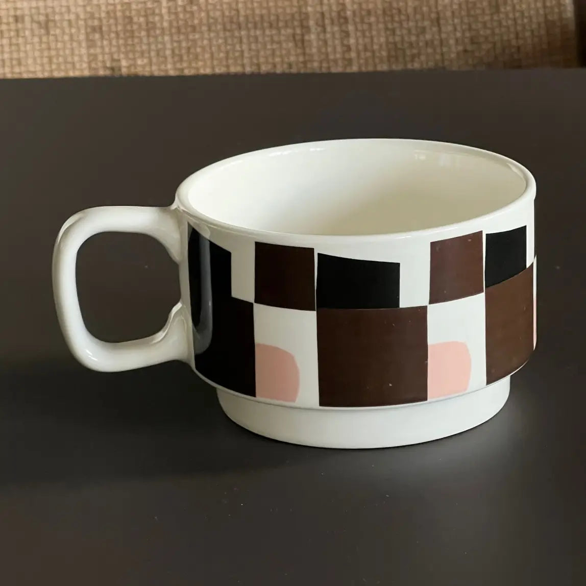 Taza modern
